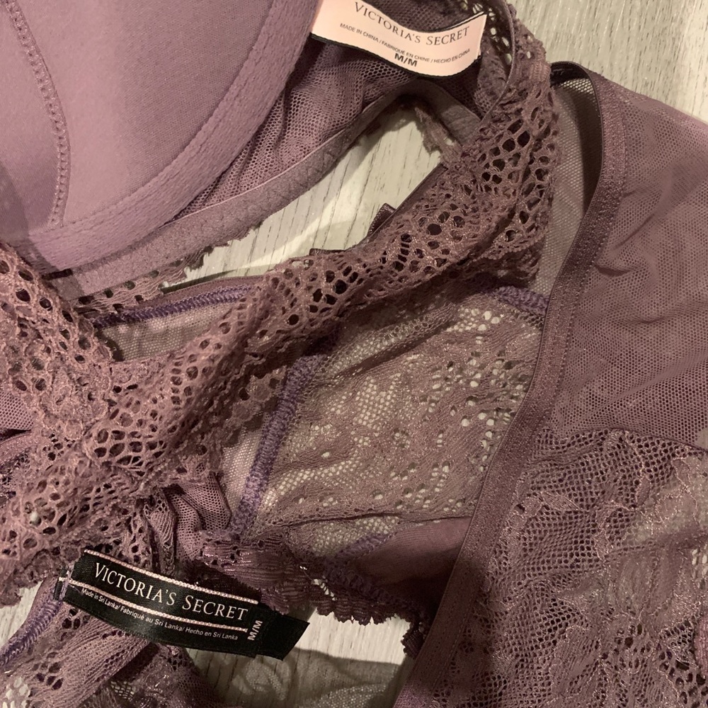 Victoria Secret Set - Picture 5 of 5